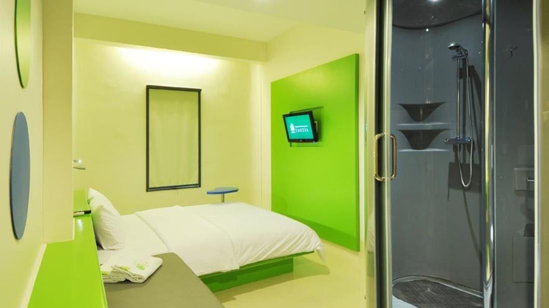 Pop! Hotel Tebet Джакарта Екстериор снимка